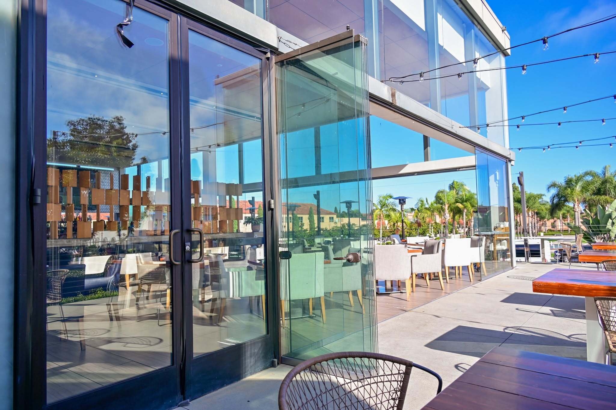 Open air restaurants and cafes